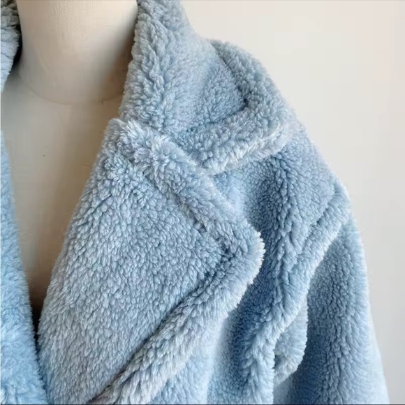 Sherpa teddy coat baby blue soft cozy fuzzy NWT chunky - Picture 5 of 6